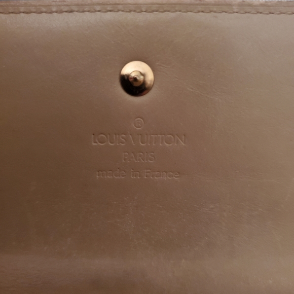 Louis Vuitton Porte Tresor Tan Noisette Monogram Vernis International Wallet - Picture 11 of 16